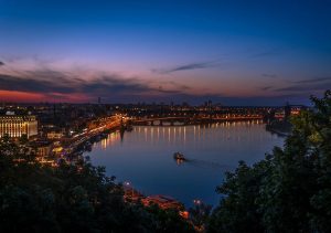 Как провести идеальный вечер в Киеве